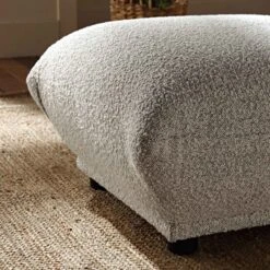 Gianni Pouffe, Mist Grey Boucle -Daals Shop BOSF 9678 GREY BOU STOOL scene3
