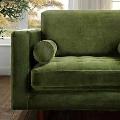 Henrietta Armchair, Moss Green Velvet -Daals Shop BOSF 9680 FERN VEL 1ST scene3