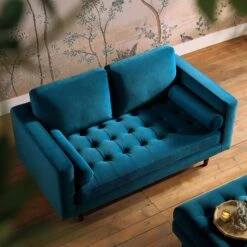 Henrietta 2-Seater Sofa, Teal Velvet 19 Henrietta 2-Seater Sofa, Teal Velvet -Daals Shop BOSF 9680 TEAL VEL 2ST scene2