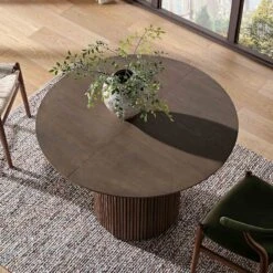 Maru Round 4-6 Seater Extending Oak Pedestal Dining Table, Silver Oak -Daals Shop BSD 135 SILK scene4