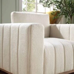 Belsize Beige Boucle Sofa With Wooden Base, 1-Seater -Daals Shop GCSF 2360 BEIGE BOU 1ST detail1 07b75d5a 30f7 445e ae8d 5778a3d5e0cd