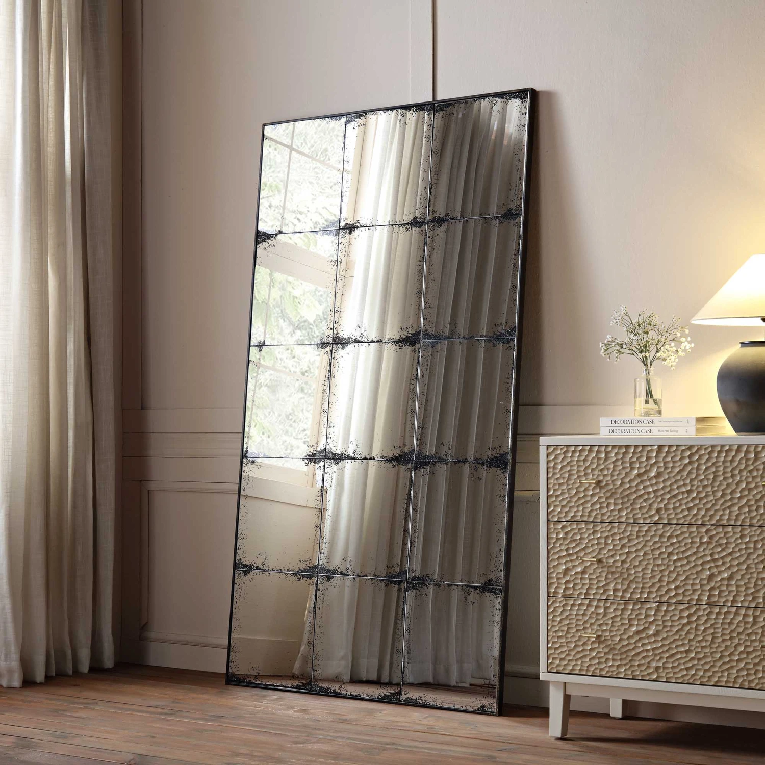 Bibury Antiqued Full Length Mirror Rectangular 180 X 100 Cm 3 Bibury Antiqued Full Length Mirror Rectangular 180 X 100 Cm