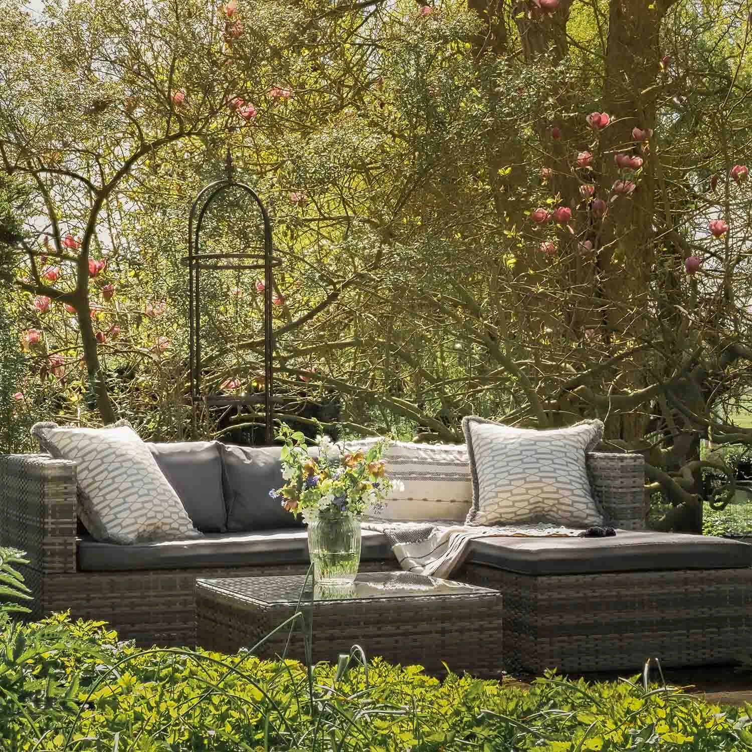 Troy Corner Rattan Garden Sofa Set With Table 4 Troy Corner Rattan Garden Sofa Set With Table - Image 2